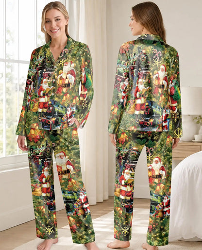 Vintage Santa Christmas Pajama Set for Women – Train & Lantern Print