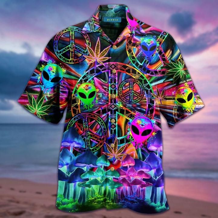 Alien colorful hippie Print Short Sleeve 