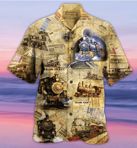 Amazing Train Locomotive Graphic Print Short Sleeve 