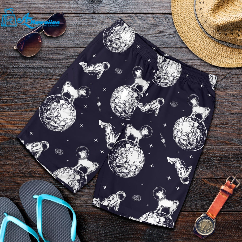 Chihuahua Space Helmet. Astronaut Pattern Men Shorts