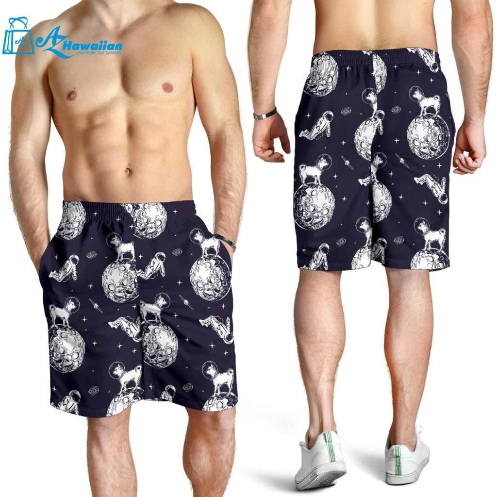 Chihuahua Space Helmet. Astronaut Pattern Men Shorts