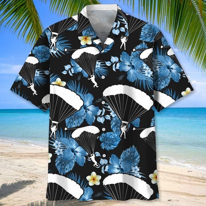 Skydiving Tropical Print Short Sleeve 